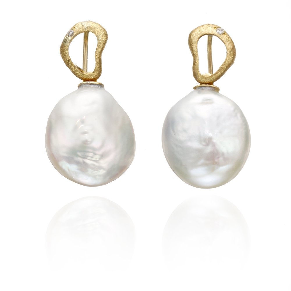 Yvel Fresh Water Keshi Pearl with Diamond Earrings